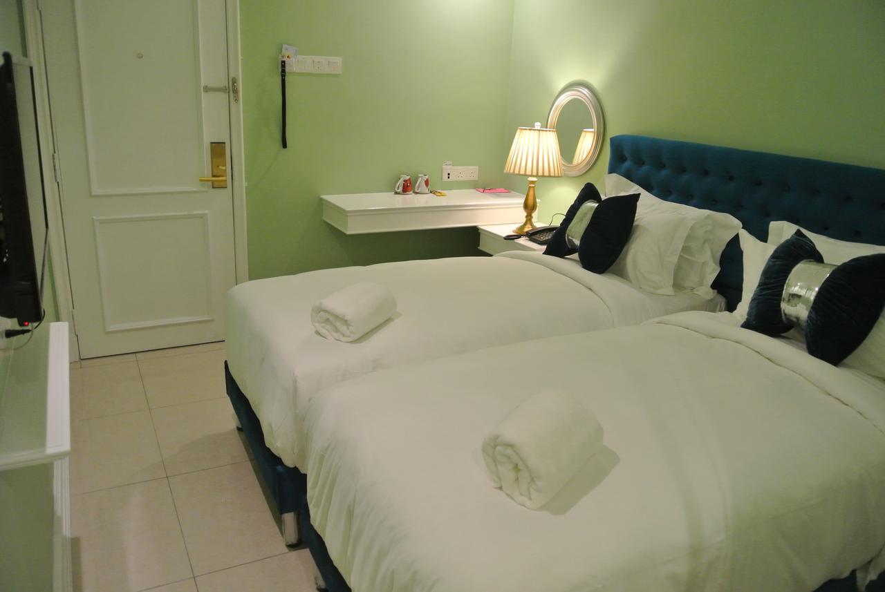 1 Day Car Hotel Station 18 Ipoh Exterior foto